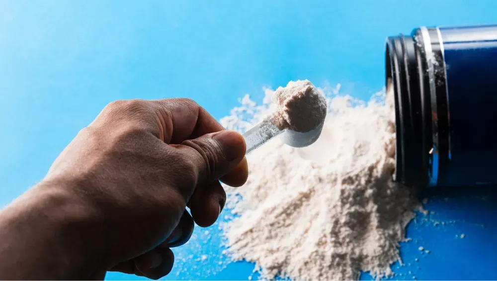 EAA vs BCAA intra workout drink